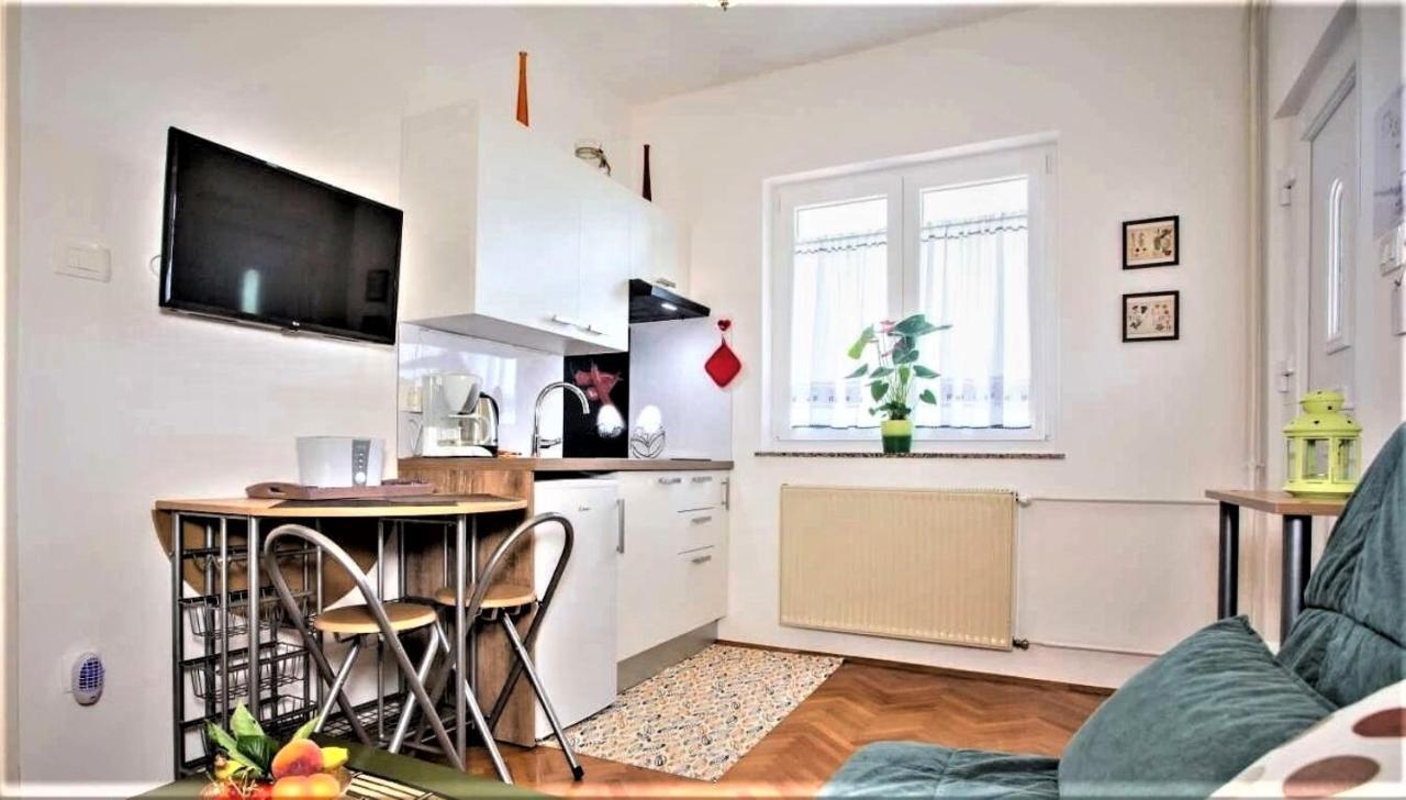 Apartment Green Oasis 1 Umag Luaran gambar