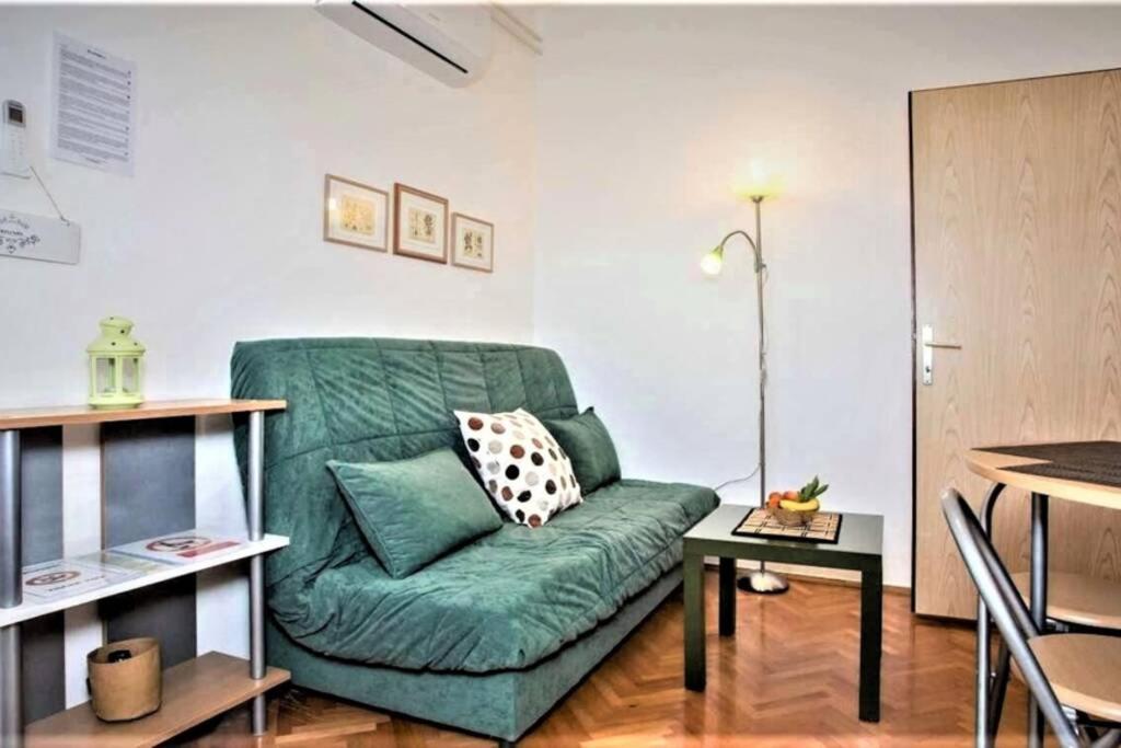 Apartment Green Oasis 1 Umag Luaran gambar